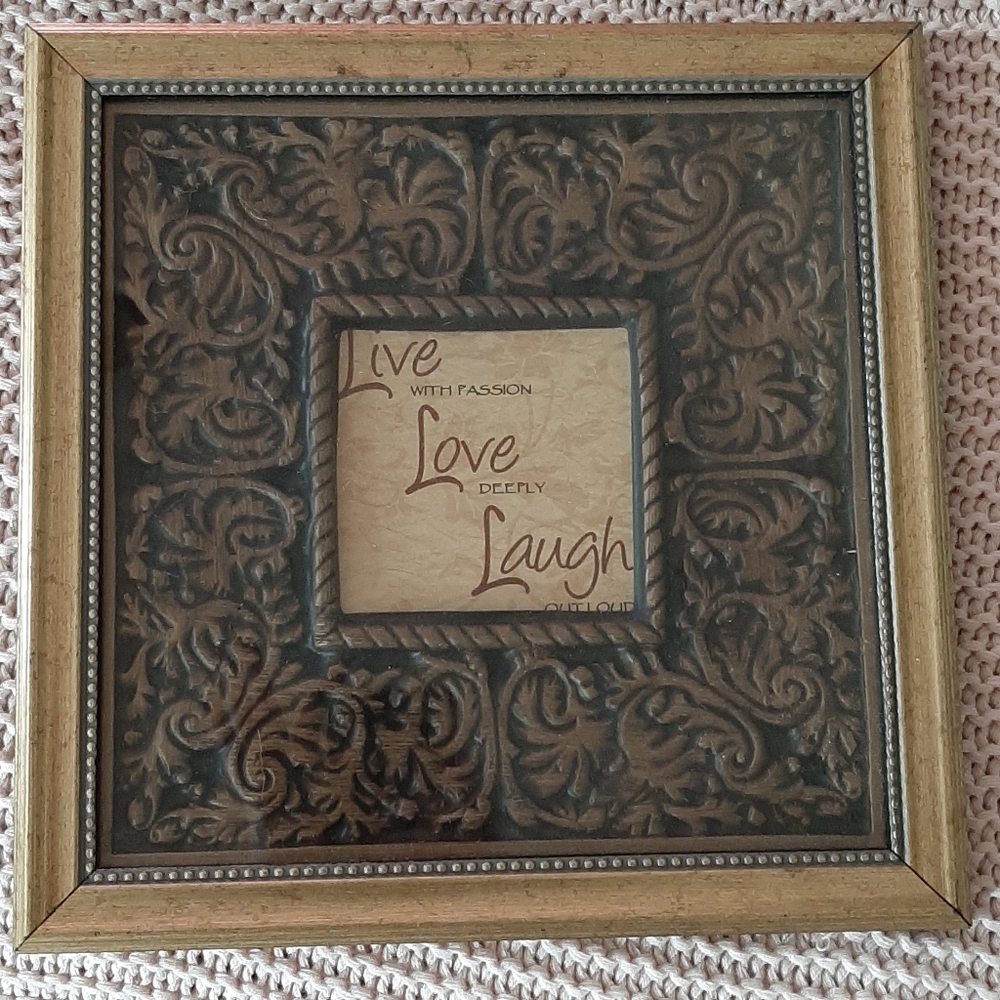 Home decor - Picture 2 of 3